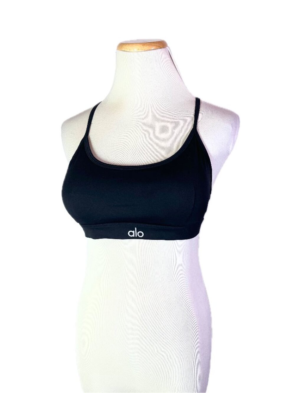 Alo Size 4 Wireless Sports Bra Crossback Black